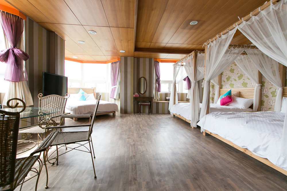 Owl Castle Bed & Breakfast Hualien City Exterior foto