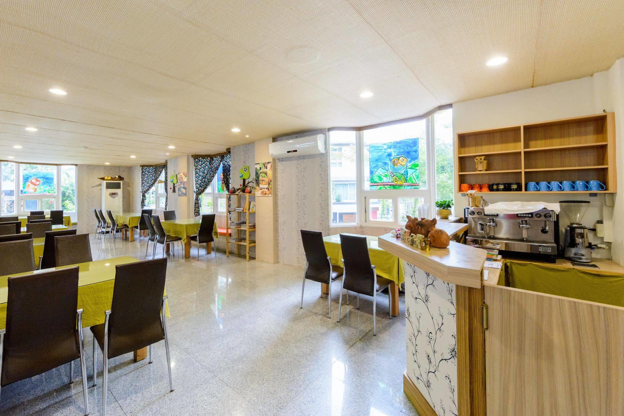 Owl Castle Bed & Breakfast Hualien City Exterior foto