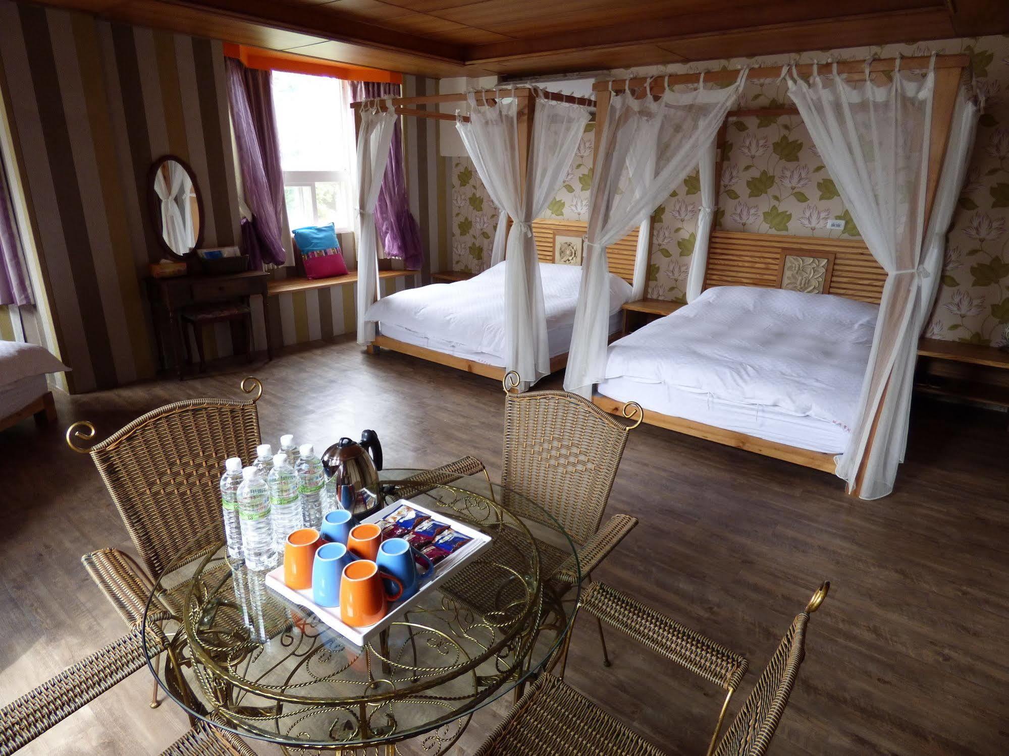 Owl Castle Bed & Breakfast Hualien City Exterior foto